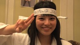 山中湖で待機する上原亜衣