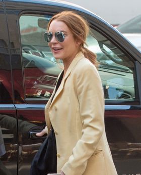 ロシア人の恋人と婚約したのではないかと報じられているリンジー・ローハン