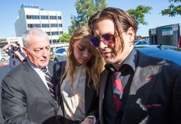 オーストラリアの裁判所を訪れたジョニー・デップとアンバー・ハード