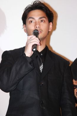 柳楽優弥が「世代交代！」と宣言