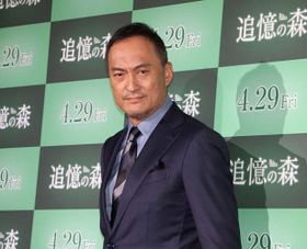 ブロードウェイミュージカル「王様と私」の公演終了後、公の場に登場するのは初となった渡辺謙