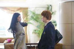 菜々緒が山崎に強烈ビンタ！