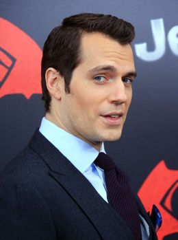 恋人に突然別れを切り出したというヘンリー・カヴィル