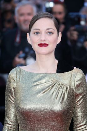 第69回カンヌ国際映画祭に登場したマリオン・コティヤール