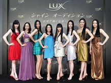 8人合わせて総額8億円もの“髪保険”がかかる美女たち