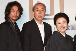 『団地』で共演した藤山直美、岸部一徳、斎藤工