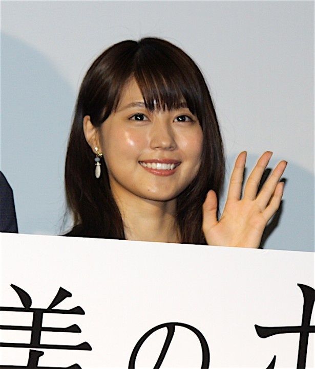 河合夏美役の有村架純