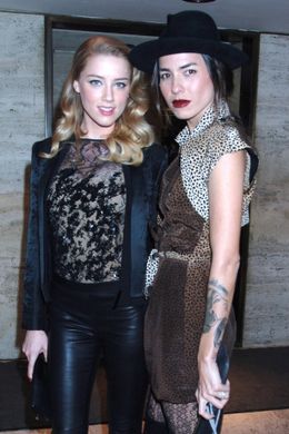 アンバーと元恋人のタスヤ