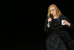 オーランドの銃乱射事件に言及したアデル