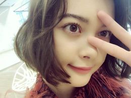 『貞子vs伽椰子』の初日舞台挨拶を終えたばかりの、玉城ティナの自撮り写真を公開！