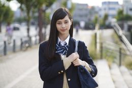 クールな内海(池松壮亮)に片想い中のヒロインを演じた中条あやみ