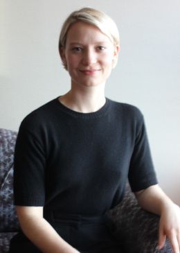 『アリス・イン・ワンダーランド/時間の旅』のミア・ワシコウスカ