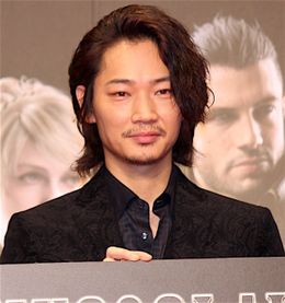 綾野剛が「FINAL FANTASY」への愛を熱弁！