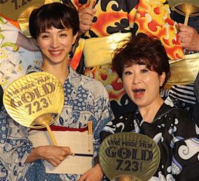満島ひかり、ルフィ役・田中真弓と笑顔でフォトセッション！
