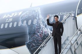 「シン・ゴジラジェット」の機体お披露目式に出席した長谷川博己