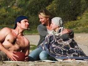 キャメロン演じる母親とその娘たちとの絆を描くヒューマン・ドラマ『私の中のあなた』