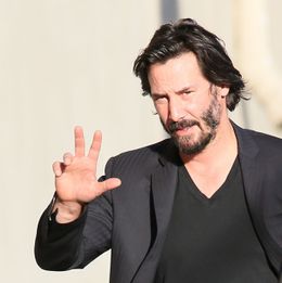 結婚しない理由で、様々な憶測が流れているキアヌ