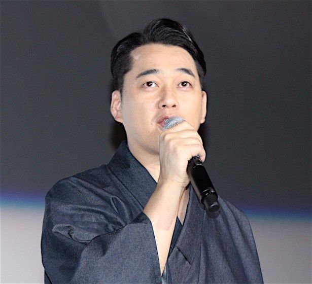『ペット』の初日舞台挨拶に登場したバナナマンの設楽統