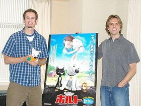 映画『ボルト』の2人の監督。クリス・ウィリアムズ(左)と、バイロン・ハワード(右)