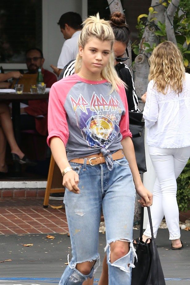 【写真を見る】セレーナにそっくり!?ジャスティンの新しい恋人ソフィア・リッチー