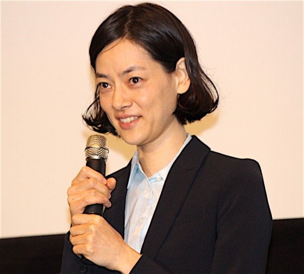 尾頭ヒロミ役の市川実日子