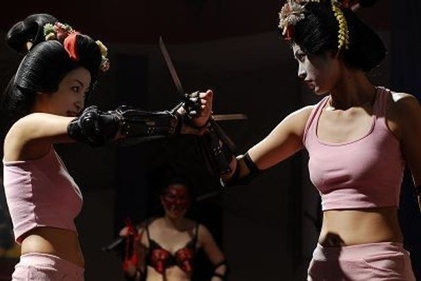 女たちの真剣バトル