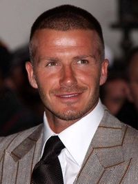 世界で最もセクシーな男”にロバート・パティンソン(画像2/8