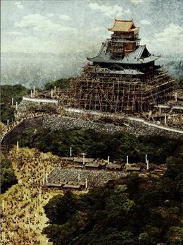 “幻の城”と呼ばれる信長の居城・安土城がスクリーンに蘇える