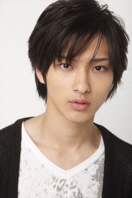 芦高幸介を演じる横浜流星