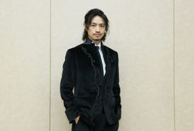 雨宮兄弟の長男・尊龍役を演じた斎藤工にインタビュー！