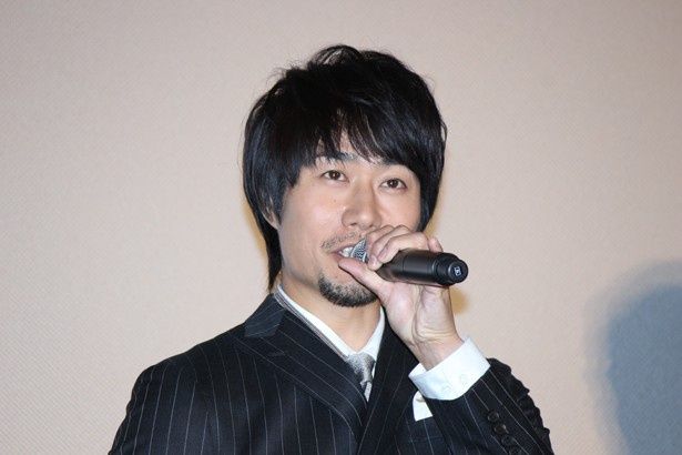 北海道出身の戸次重幸は「じつは寒さに弱いんです」と道民あるあるを披露
