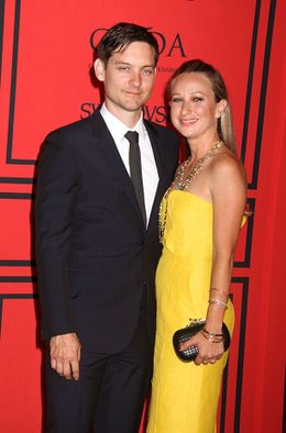 トビーとジェニファーが離婚を共同声明で発表した