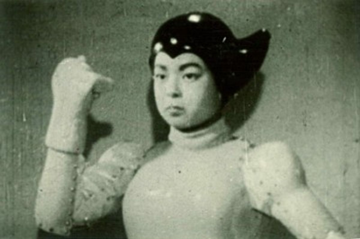 ただのコスプレ少年!?50年前のTV版「鉄腕アトム」とは｜最新の映画