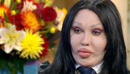 人気ロックバンドのボーカルとして活躍していたピートが57歳の若さで亡くなった