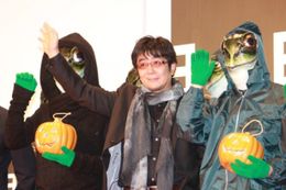 『ミュージアム』のカエル男と大友啓史監督がレッドカーペットに登場