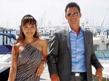 演技指導まで受けちゃった！　主役のジェフリーと肩を並べるセクシーな谷村奈南