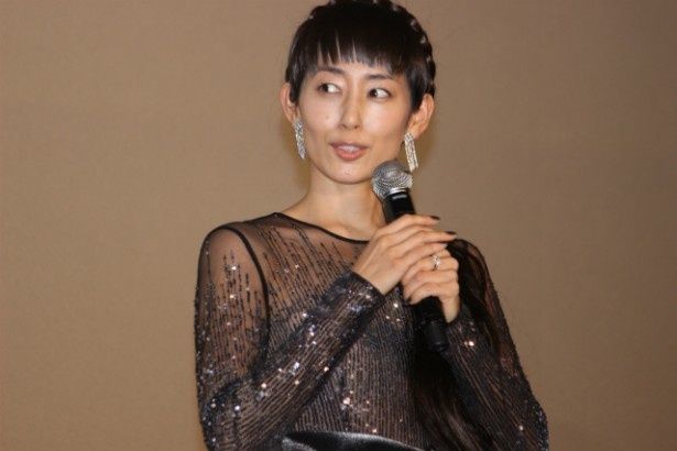 武田竜胆(りんどう)役の木村多江