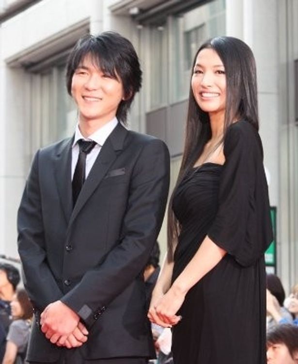 松ケン、小雪、倖田來未ら『カムイ外伝』豪華レッドカーペット 松ケン、小雪、倖田來未ら『カムイ外伝』豪華レッドカーペット