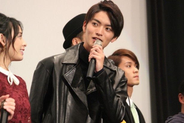 深海マコト/仮面ライダースペクター役の山本涼介