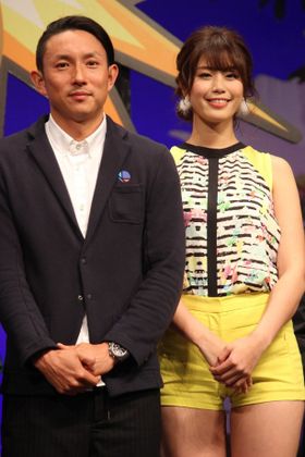 『モンスト』の完成披露イベントに登壇した川崎宗則選手と稲村亜美