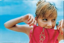 土屋アンナらの楽曲のPVを制作できるチャンス！