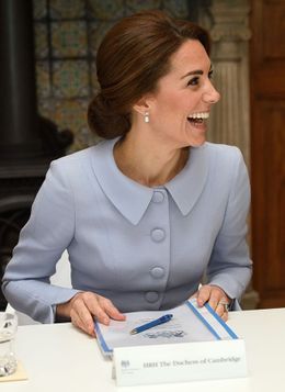 キャサリン妃はベストセラー本「ひみつの花園」でぬり絵をしているそうだ