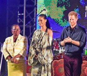 検査の前日に行われたイベントで意気投合したヘンリー王子とリアーナ