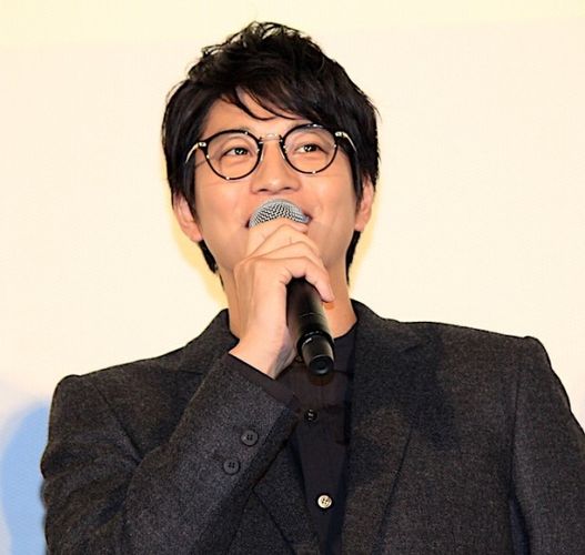 向井理、ふんどしは「大変でした」と明かすも、佐藤二朗の「わがままボディ」発言に爆笑！