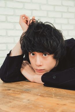 '16年はドラマ5本、映画4本、舞台1本と10作品に出演し、大活躍だった坂口健太郎