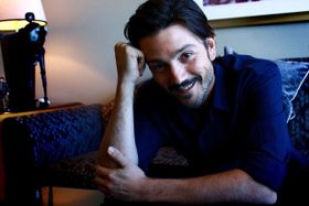 キャシアン・アンドー役のディエゴ・ルナにインタビュー！