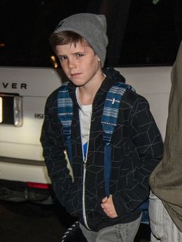 クルス・ベッカムがデビューシングルのMVでダンスとスケボーを披露