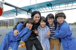 土屋太鳳がヒロインを演じる『トリガール！』