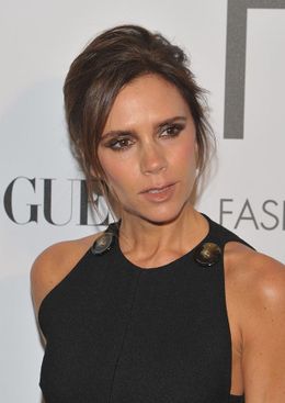 ヴィクトリアが娘を連れてクリスマスショーを観劇