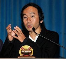 名誉賞を受賞した塚本晋也監督
